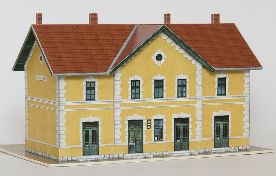 MÁV HÉV Piliscsaba elsőosztályú felvételi épület papírmakett (1:160)
