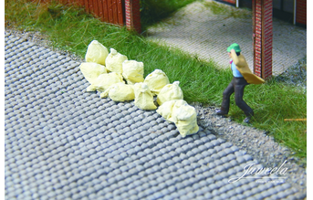 Juweela 28320 sárga szemeteszsákok (1:87) Juweela 28320 sárga szemeteszsákok (1:87)