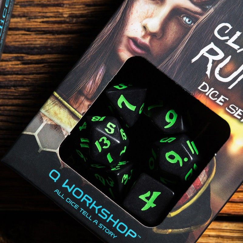 Classic Runic Black & green Dice Set (7)