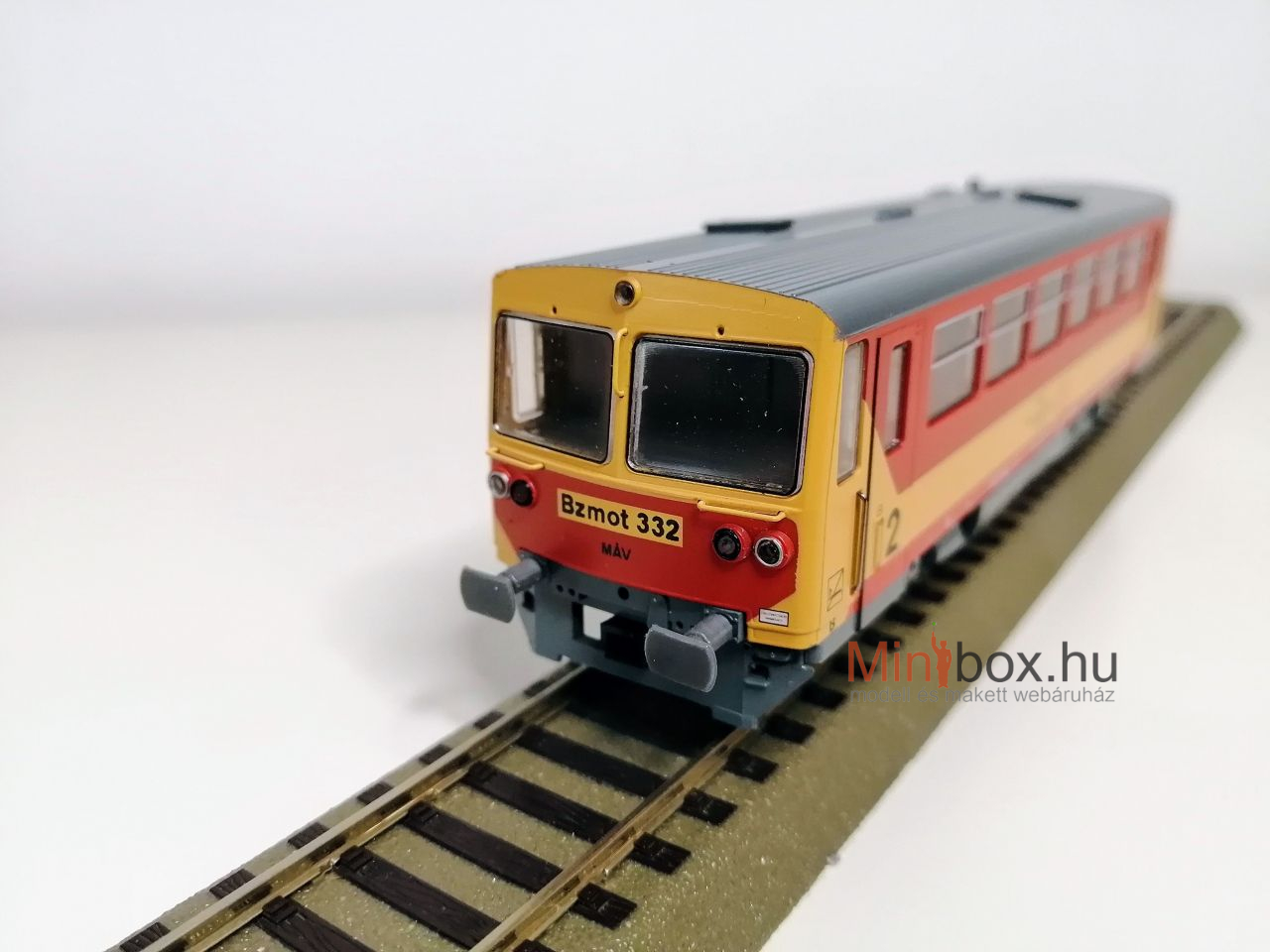 MTB MÁV Bzmot 332 motorkocsi Digisound hangdekóderrel (1:87)