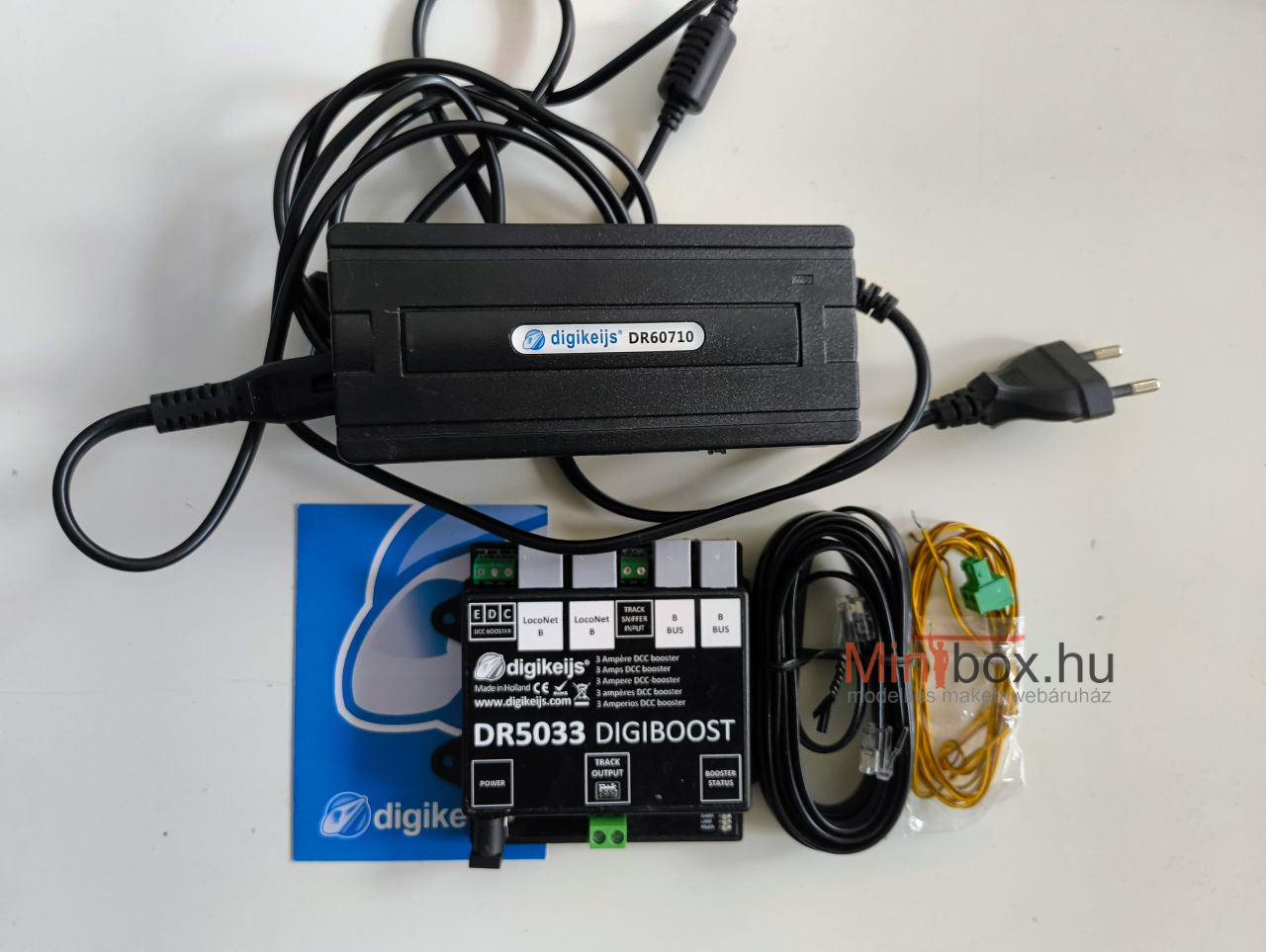 Digikeijs DR5033 Digitális erősítő, 3A - DCC Booster + állítható tápegység (15-24V) Digikeijs DR5033 Digitális erősítő, 3A - DCC Booster + állítható tápegység (15-24V)