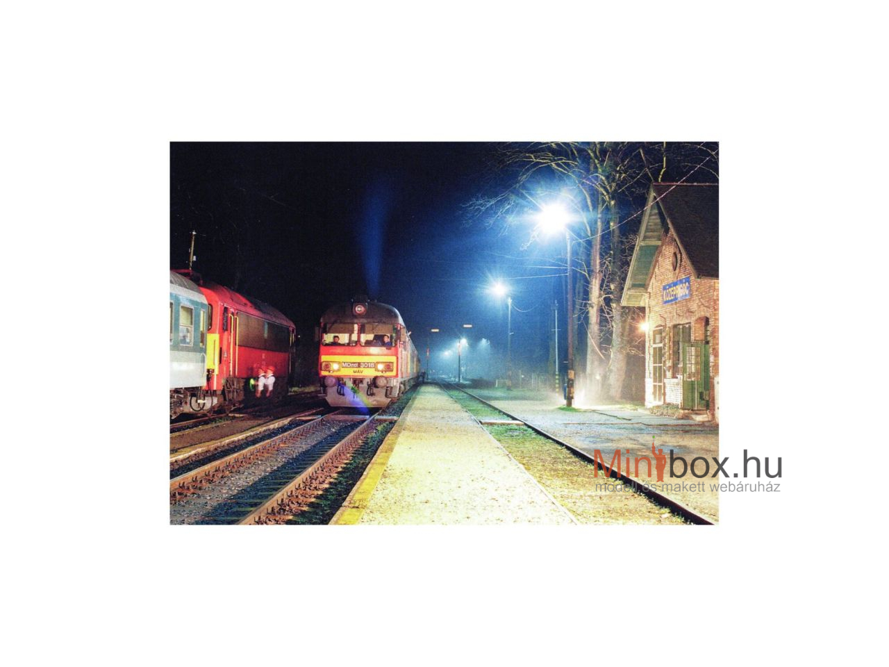 Stil Nuovo Vasúti hangulatok sorozat - MDmot 3018 Középrigócon képeslap (15x10)