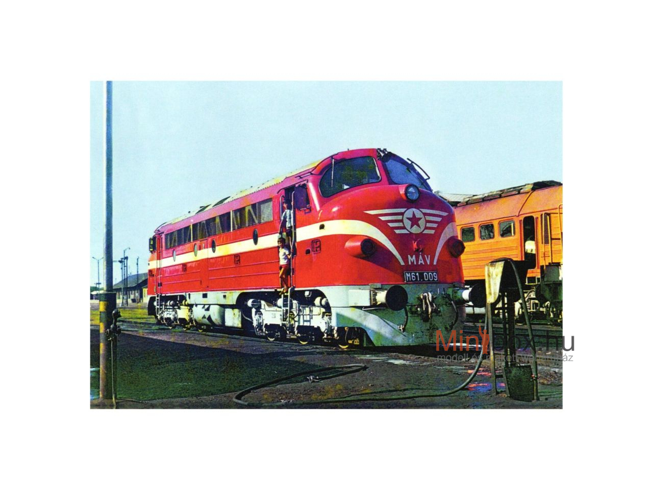 Stil Nuovo Olajszagban sorozat - M61 009 Nohab Tapolcán képeslap (15x10)