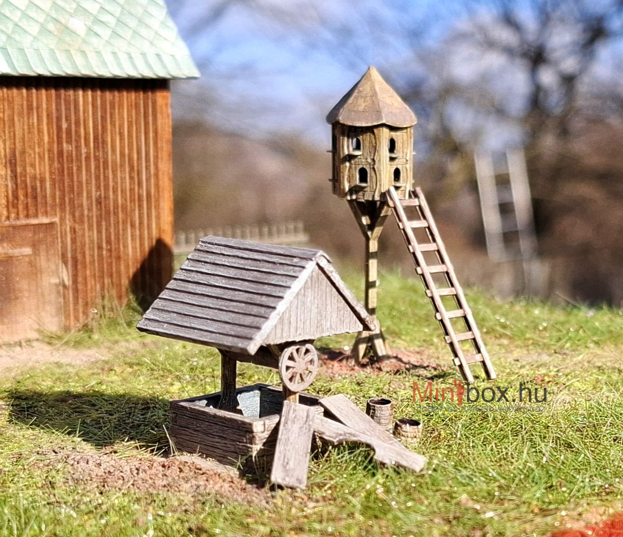 Model Scene 98535 Rusztikus kút és galambdúc KIT (1:87)