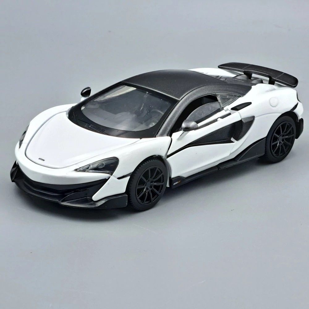 Tayumo McLaren 600LT fehér modellautó fény- és hangeffektekkel (1:32) Tayumo McLaren 600LT fehér modellautó fény- és hangeffektekkel (1:32)