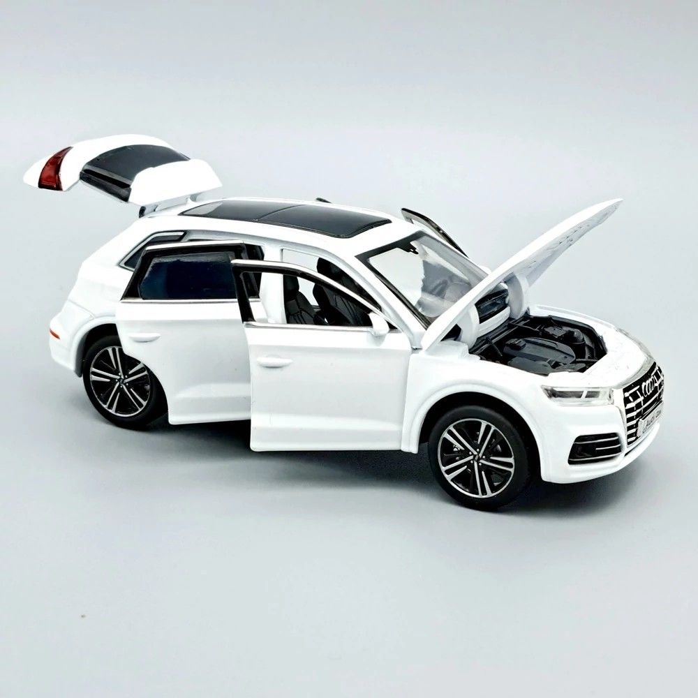 Tayumo Audi Q5 fehér modellautó fény- és hangeffektekkel (1:32) Tayumo Audi Q5 fehér modellautó fény- és hangeffektekkel (1:32)