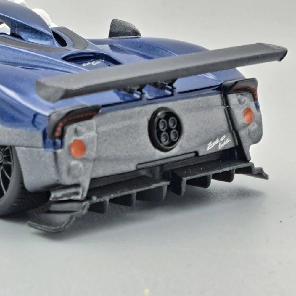 Tayumo Pagani Zonda HP Barchetta kék modellautó (1:36) Tayumo Pagani Zonda HP Barchetta kék modellautó (1:36)
