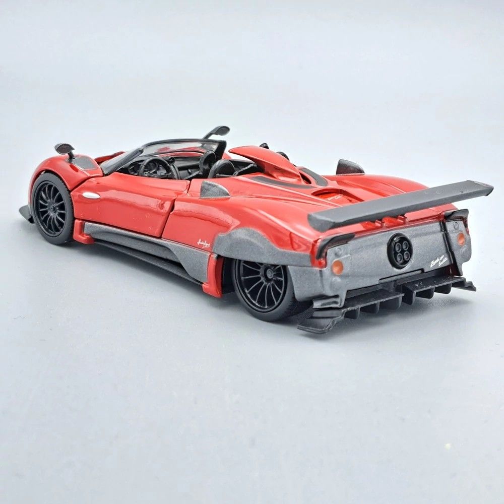 Tayumo Pagani Zonda HP Barchetta piros modellautó (1:36) Tayumo Pagani Zonda HP Barchetta piros modellautó (1:36)
